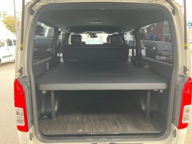ハイエースバン スーパーGL ダークプライムII 4WD/ベッドキット/Bカメラ/全方位カメラ/デジタルミラー/社外アルミ/ディスプレイオーディオ/LEDヘッド(4枚目)