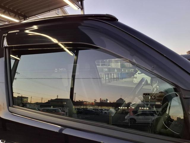 ハイエースバン スーパーGL ダークプライムII 4WD/ナビTV/ETC車載器/スマートキー&プッシュスタート/LEDヘッドライト/両側スライドドア/サイドバイザー/ダブルエアバック/トヨタセーフティセンス/ベッドキット/スライドドア小窓あり(28枚目)