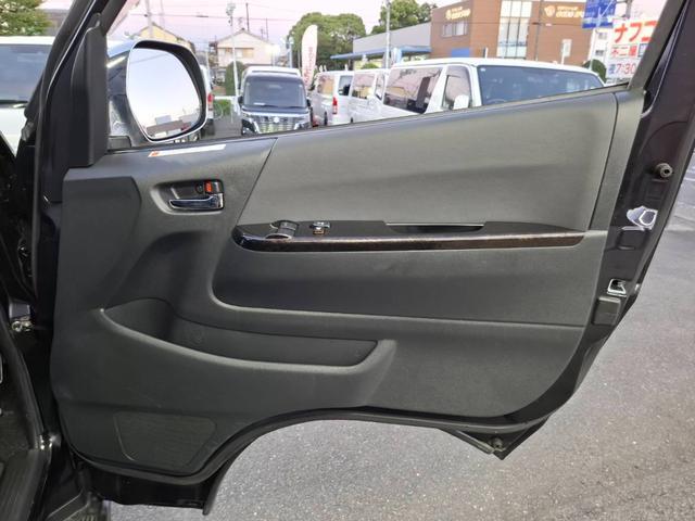 ハイエースバン スーパーGL ダークプライムII 4WD/ナビTV/ETC車載器/スマートキー&プッシュスタート/LEDヘッドライト/両側スライドドア/サイドバイザー/ダブルエアバック/トヨタセーフティセンス/ベッドキット/スライドドア小窓あり(42枚目)
