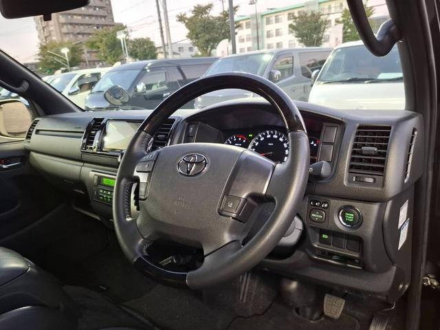 ハイエースバン スーパーGL ダークプライムII 4WD/ナビTV/ETC車載器/スマートキー&プッシュスタート/LEDヘッドライト/両側スライドドア/サイドバイザー/ダブルエアバック/トヨタセーフティセンス/ベッドキット/スライドドア小窓あり(44枚目)