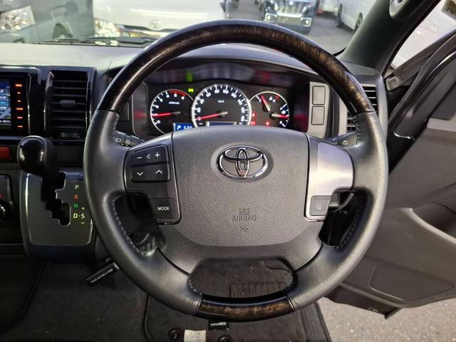 ハイエースバン スーパーGL ダークプライムII 4WD/ナビTV/ETC車載器/スマートキー&プッシュスタート/LEDヘッドライト/両側スライドドア/サイドバイザー/ダブルエアバック/トヨタセーフティセンス/ベッドキット/スライドドア小窓あり(45枚目)