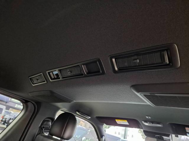 ハイエースバン スーパーGL ダークプライムII 4WD/ナビTV/ETC車載器/スマートキー&プッシュスタート/LEDヘッドライト/両側スライドドア/サイドバイザー/ダブルエアバック/トヨタセーフティセンス/ベッドキット/スライドドア小窓あり(53枚目)