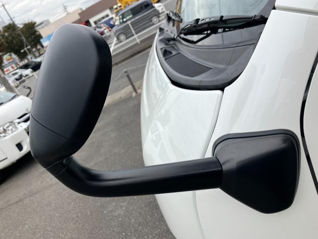 ハイエースバン スーパーGL ダークプライムII ローダウン/16インチアルミ/ベットキッド/フロントエアロ/アルパインナビ/シートカバー/クルーズコントロール(28枚目)