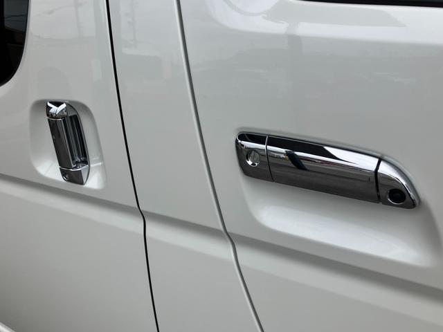 ハイエースバン スーパーGL ダークプライムII ローダウン/16インチアルミ/ベットキッド/フロントエアロ/アルパインナビ/シートカバー/クルーズコントロール(31枚目)