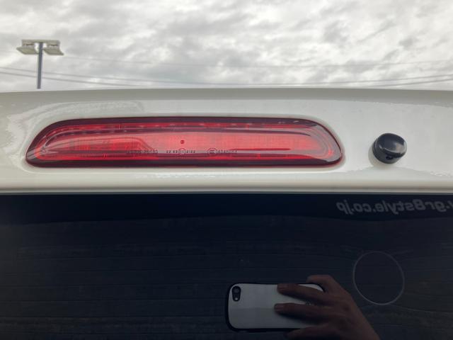 ハイエースバン スーパーGL ダークプライムII ローダウン/16インチアルミ/ベットキッド/フロントエアロ/アルパインナビ/シートカバー/クルーズコントロール(34枚目)