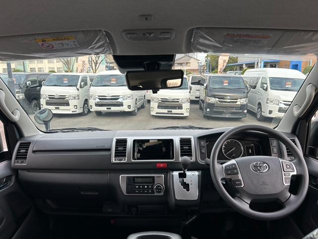 ハイエースバン ロングスーパーGL 4WD/アースカラーパッケージ/パノラミックビューモニター/デジタルミラ/両側パワースライドドア/コーナーソナー(14枚目)