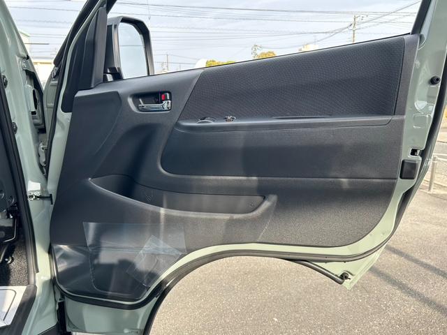 ハイエースバン ロングスーパーGL 4WD/アースカラーパッケージ/パノラミックビューモニター/デジタルミラ/両側パワースライドドア/コーナーソナー(42枚目)