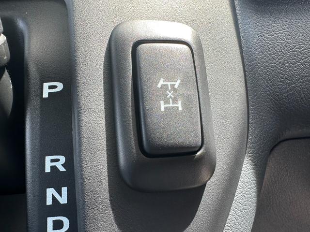 タウンエースバン GL 4WD/トヨタセーフティセンス/コーナーセンサー/アイドリングストップ/キーレスエントリー/Wエアバッグ/パワーウインドウ/横滑り防止装置/ヘッドライトレベライザー/純正ホイール/登録済未使用車(49枚目)