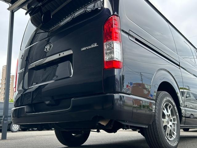 ハイエースバン スーパーGL ダークプライム BIG-Xナビ/Bカメラ/ETC/LEDヘッドライト/スマートキー&プッシュスタート/TRDアルミ/ベッドキット(27枚目)