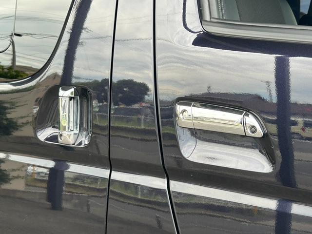 ハイエースバン スーパーGL ダークプライム BIG-Xナビ/Bカメラ/ETC/LEDヘッドライト/スマートキー&プッシュスタート/TRDアルミ/ベッドキット(35枚目)