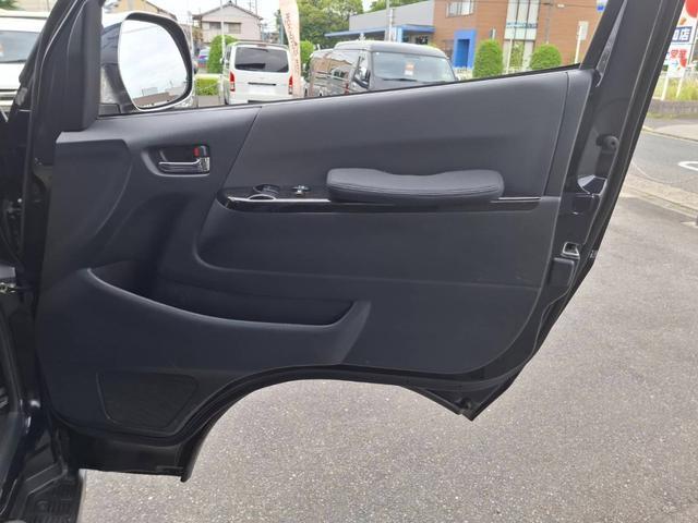 ハイエースバン スーパーGL ダークプライム BIG-Xナビ/Bカメラ/ETC/LEDヘッドライト/スマートキー&プッシュスタート/TRDアルミ/ベッドキット(44枚目)