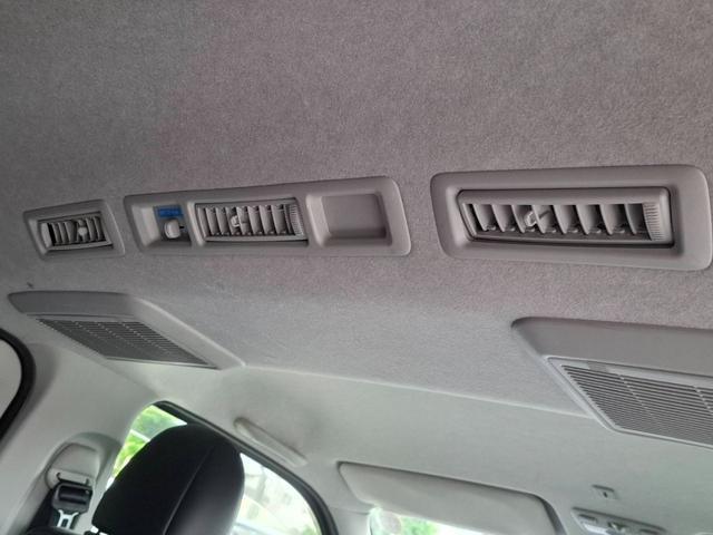 ハイエースバン スーパーGL ダークプライム BIG-Xナビ/Bカメラ/ETC/LEDヘッドライト/スマートキー&プッシュスタート/TRDアルミ/ベッドキット(56枚目)