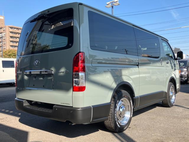 ハイエースバン ロングスーパーGL 4WD/アースカラー/全方位カメラ/デジタルインナーミラー/パワスラ/BIG-Xナビ/ベッドキット/ウッドパネル(11枚目)