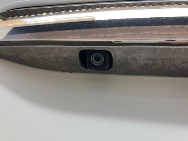 ハイエースバン スーパーGL ダークプライム パナソニック大型ナビTV/ベッドキット/バックモニター/ETC車載器/社外エアロ/社外17inアルミ/ローダウン/LEDヘッドライト/スマートキー&プッシュスタート/サイドバイザー/社外ショック(36枚目)