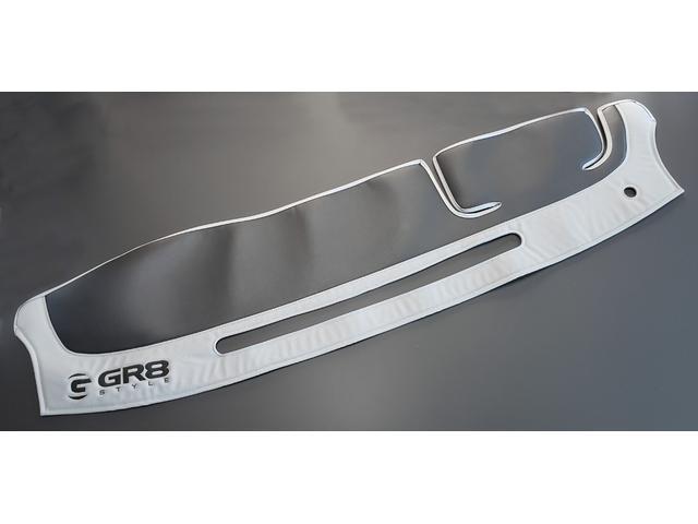 ハイエースバン スーパーGL ダークプライム パナソニック大型ナビTV/ベッドキット/バックモニター/ETC車載器/社外エアロ/社外17inアルミ/ローダウン/LEDヘッドライト/スマートキー&プッシュスタート/サイドバイザー/社外ショック(73枚目)