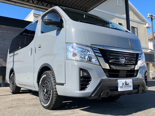 キャラバン ロンググランドプレミアムGX 4WD/片側パワースライドドア/ナビTV/アラウンドビューモニター/ETC/床張り加工/ベッドキット/LEDヘッドライト/スマートキー&エンジンプッシュスタート/コーナーセンサー/サイドバイザー(9枚目)