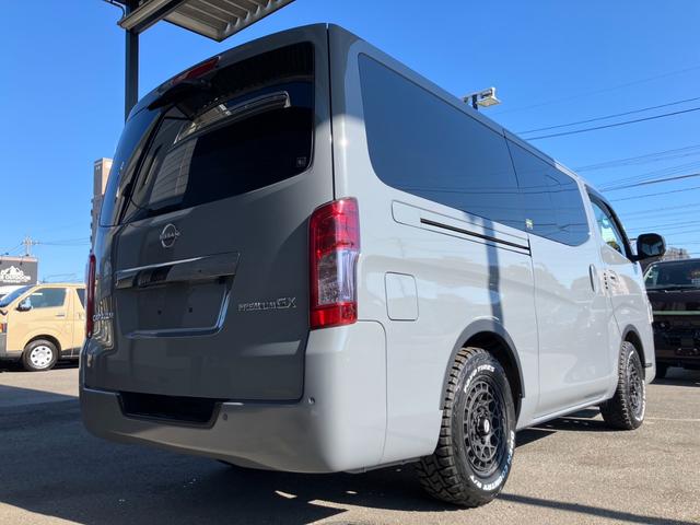 キャラバン ロンググランドプレミアムGX 4WD/片側パワースライドドア/ナビTV/アラウンドビューモニター/ETC/床張り加工/ベッドキット/LEDヘッドライト/スマートキー&エンジンプッシュスタート/コーナーセンサー/サイドバイザー(11枚目)