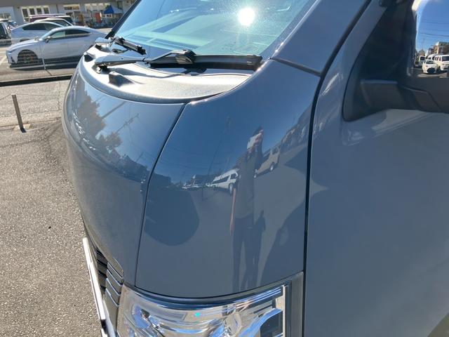 キャラバン ロンググランドプレミアムGX 4WD/片側パワースライドドア/ナビTV/アラウンドビューモニター/ETC/床張り加工/ベッドキット/LEDヘッドライト/スマートキー&エンジンプッシュスタート/コーナーセンサー/サイドバイザー(25枚目)