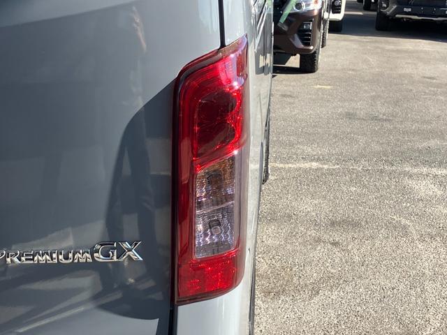 キャラバン ロンググランドプレミアムGX 4WD/片側パワースライドドア/ナビTV/アラウンドビューモニター/ETC/床張り加工/ベッドキット/LEDヘッドライト/スマートキー&エンジンプッシュスタート/コーナーセンサー/サイドバイザー(39枚目)