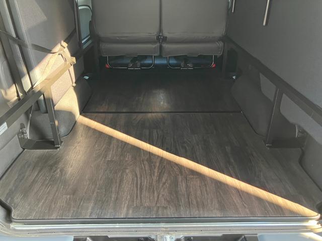 キャラバン ロンググランドプレミアムGX 4WD/片側パワースライドドア/ナビTV/アラウンドビューモニター/ETC/床張り加工/ベッドキット/LEDヘッドライト/スマートキー&エンジンプッシュスタート/コーナーセンサー/サイドバイザー(58枚目)