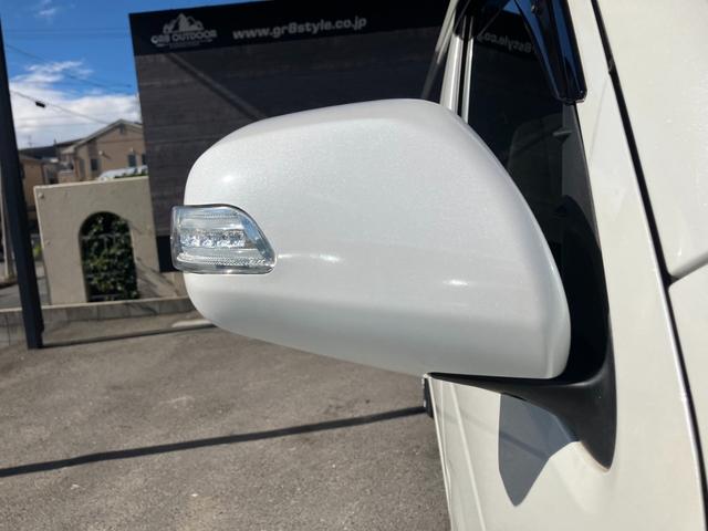 ハイエースバン スーパーGL ダークプライム 大型ナビTV/フリップダウンモニター/ETC/バックカメラ/両側パワースライドドア/スマートキー/LEDヘッドライト/AC100V/ミラーウインカー/社外アルミ/サイドバイザー/フロントスポイラ(30枚目)