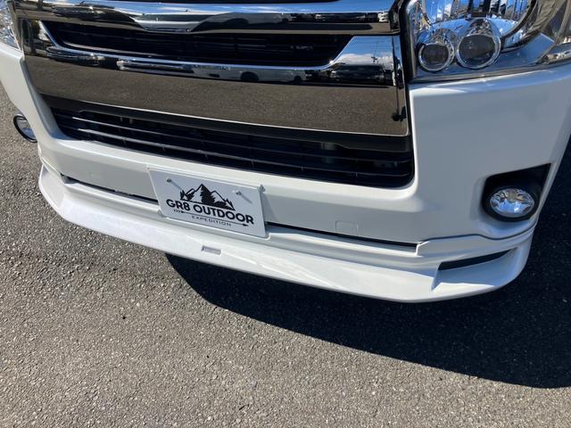 ハイエースバン スーパーGL ダークプライム 大型ナビTV/フリップダウンモニター/ETC/バックカメラ/両側パワースライドドア/スマートキー/LEDヘッドライト/AC100V/ミラーウインカー/社外アルミ/サイドバイザー/フロントスポイラ(32枚目)