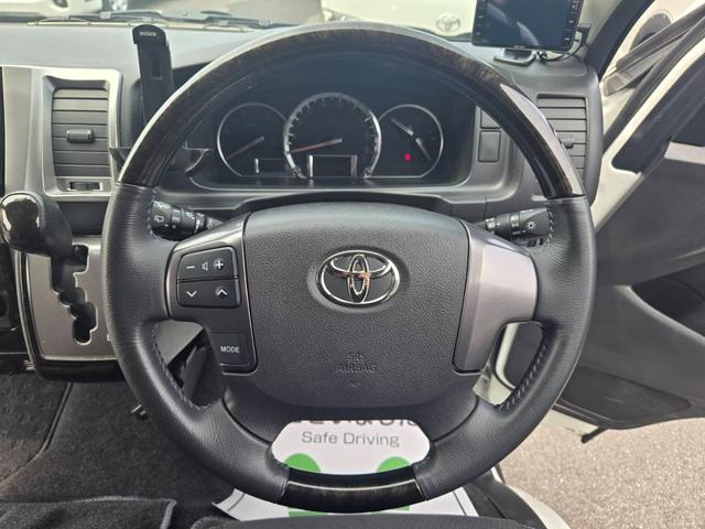 ハイエースバン スーパーGL ダークプライム 大型ナビTV/フリップダウンモニター/ETC/バックカメラ/両側パワースライドドア/スマートキー/LEDヘッドライト/AC100V/ミラーウインカー/社外アルミ/サイドバイザー/フロントスポイラ(41枚目)