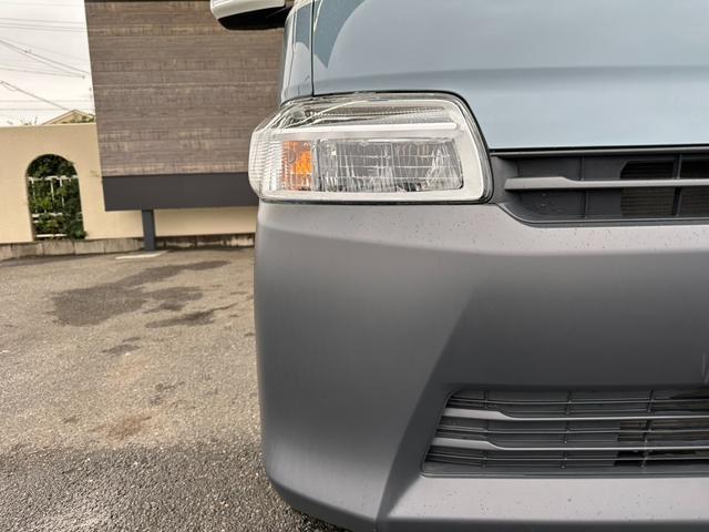 タウンエースバン GL アルトピアーノ ディスプレイオーディオ/バックカメラ/外部電源ソケット/可変式リアシート/サイドバイザー/キーレスエントリー/セーフティーセンス/Wエアバック/LED天井照明/電動格納ドアミラー/純正換気ファン(2枚目)