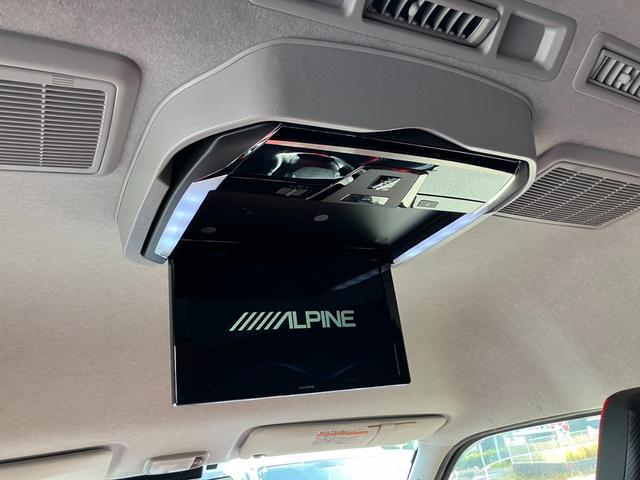 ハイエースバン ＤＸ　ＧＬパッケージ　ＢＩＧＸナビ／全方位モニター／天吊モニタ／１７ｉｎアルミ／ローダウン／ベッドキット／ＬＥＤヘッド／コーナーソナー（4枚目）