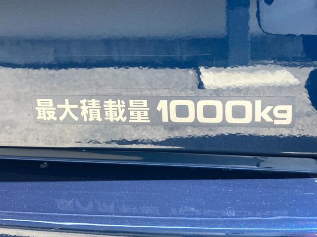 ハイエースバン ＤＸ　ＧＬパッケージ　ＢＩＧＸナビ／全方位モニター／天吊モニタ／１７ｉｎアルミ／ローダウン／ベッドキット／ＬＥＤヘッド／コーナーソナー（37枚目）