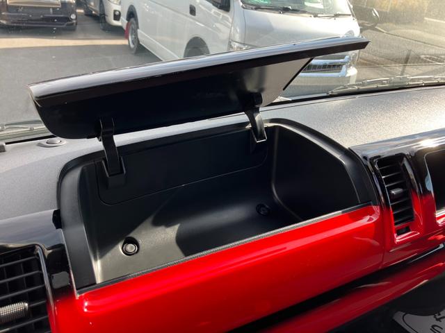 ハイエースバン ＤＸ　ＧＬパッケージ　ＢＩＧＸナビ／全方位モニター／天吊モニタ／１７ｉｎアルミ／ローダウン／ベッドキット／ＬＥＤヘッド／コーナーソナー（45枚目）