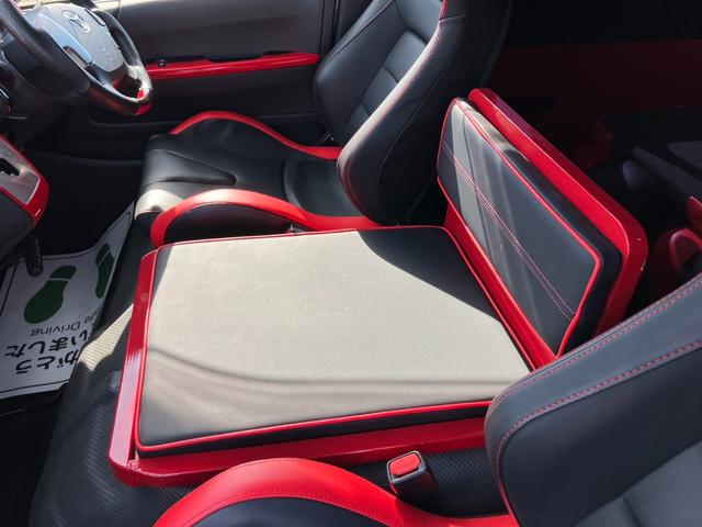 ハイエースバン ＤＸ　ＧＬパッケージ　ＢＩＧＸナビ／全方位モニター／天吊モニタ／１７ｉｎアルミ／ローダウン／ベッドキット／ＬＥＤヘッド／コーナーソナー（47枚目）