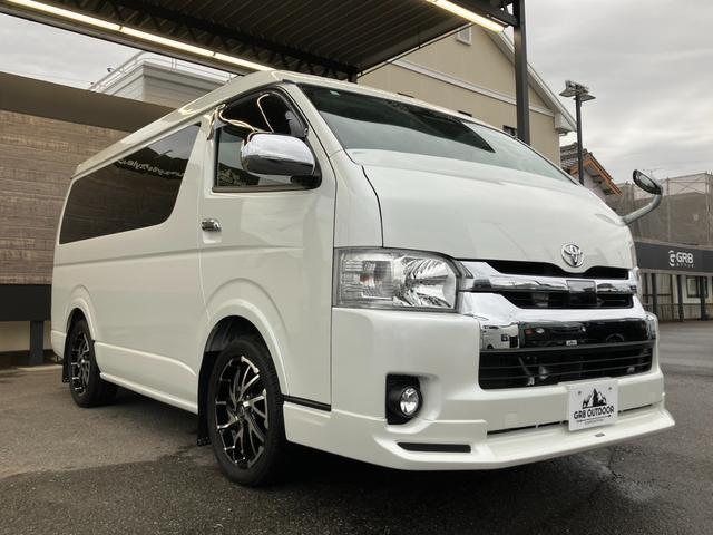ハイエースワゴン GL 4WD/BIG-Xナビ/Bカメラ/天吊りモニタ/4列10人乗/社外アルミ/スマートキー/パワスラ/ベッドキット(9枚目)