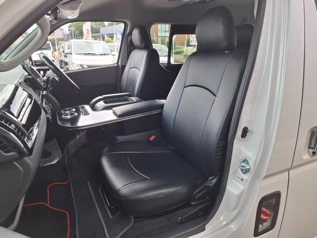 ハイエースワゴン GL 4WD/BIG-Xナビ/Bカメラ/天吊りモニタ/4列10人乗/社外アルミ/スマートキー/パワスラ/ベッドキット(17枚目)