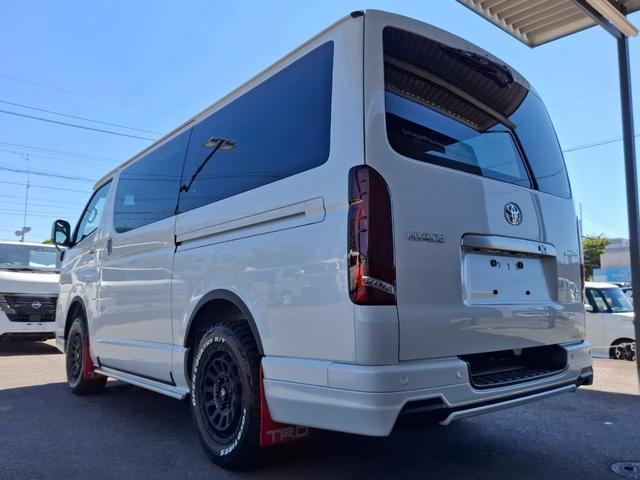 ハイエースバン ロングスーパーGL ダークプライムS 4WD/ユーチューブ100万カスタム企画車両/登録済未使用/寒冷地/全方位カメラ/デジタルミラー/パワスラ/スマートキ/LEDヘッド/UIベッドキット(12枚目)