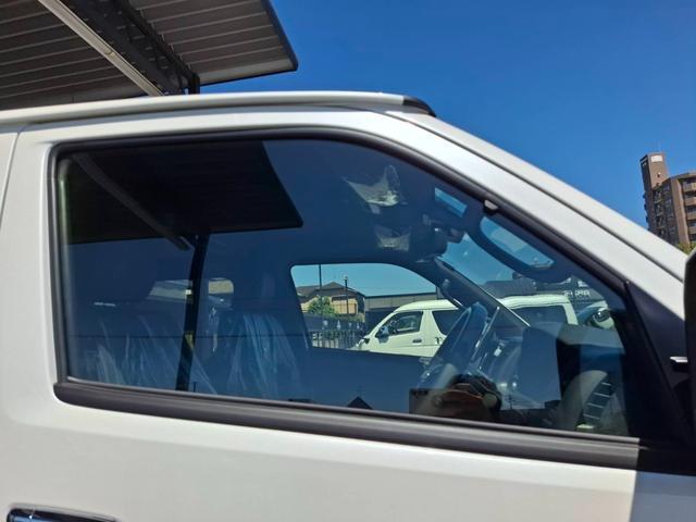 ハイエースバン ロングスーパーGL ダークプライムS 4WD/ユーチューブ100万カスタム企画車両/登録済未使用/寒冷地/全方位カメラ/デジタルミラー/パワスラ/スマートキ/LEDヘッド/UIベッドキット(28枚目)