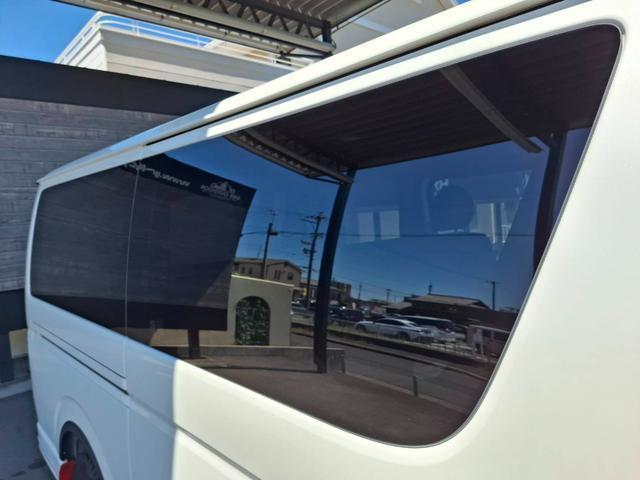 ハイエースバン ロングスーパーGL ダークプライムS 4WD/ユーチューブ100万カスタム企画車両/登録済未使用/寒冷地/全方位カメラ/デジタルミラー/パワスラ/スマートキ/LEDヘッド/UIベッドキット(33枚目)