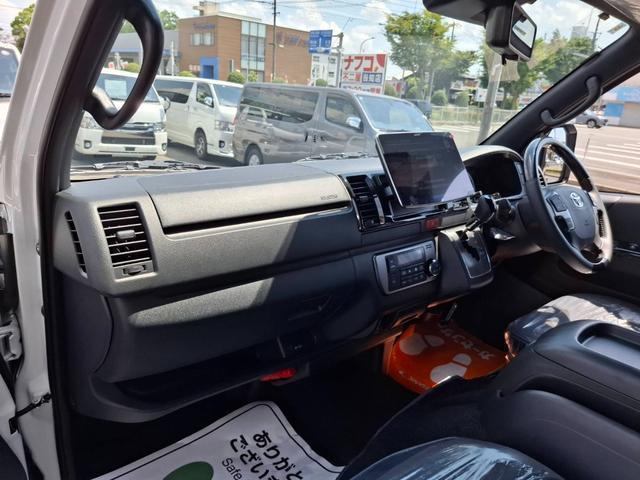 ハイエースバン ロングスーパーGL ダークプライムS 4WD/ユーチューブ100万カスタム企画車両/登録済未使用/寒冷地/全方位カメラ/デジタルミラー/パワスラ/スマートキ/LEDヘッド/UIベッドキット(44枚目)