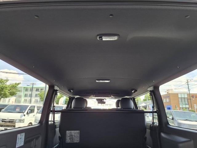 ハイエースバン ロングスーパーGL ダークプライムS 4WD/ユーチューブ100万カスタム企画車両/登録済未使用/寒冷地/全方位カメラ/デジタルミラー/パワスラ/スマートキ/LEDヘッド/UIベッドキット(60枚目)
