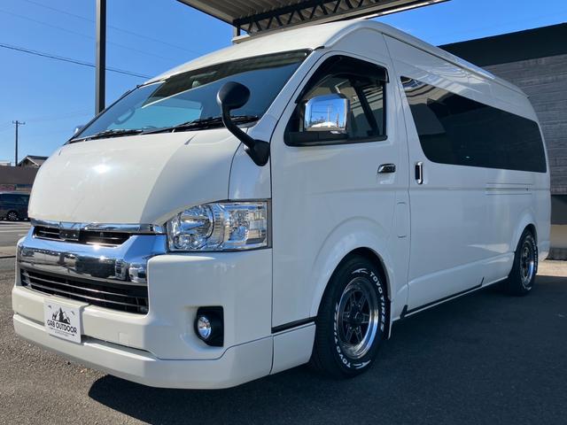 ハイエースバン ＳロングワイドＤＸ　ＧＬパッケージ　４ＷＤ／ハイルーフ５人乗／ナビＴＶ／Ｂカメラ／天吊モニタ／天井スピーカー／社外アルミ／ＧＲ８エアロ／ベッドキット（10枚目）