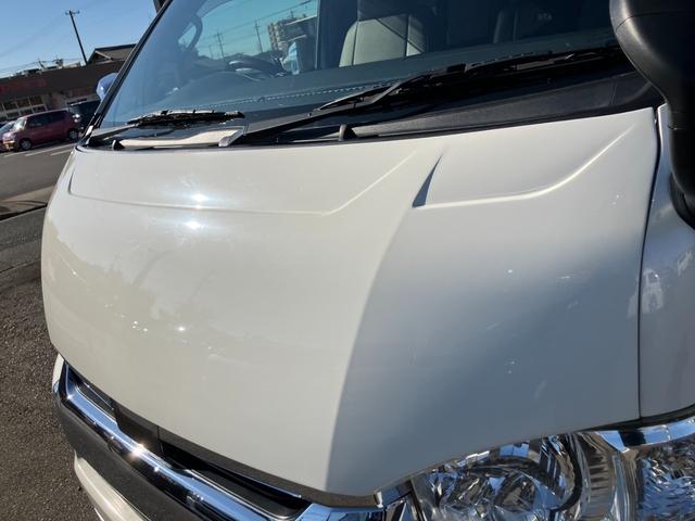 ハイエースバン ＳロングワイドＤＸ　ＧＬパッケージ　４ＷＤ／ハイルーフ５人乗／ナビＴＶ／Ｂカメラ／天吊モニタ／天井スピーカー／社外アルミ／ＧＲ８エアロ／ベッドキット（26枚目）