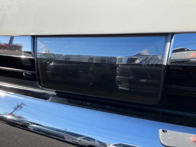 ハイエースバン ＳロングワイドＤＸ　ＧＬパッケージ　４ＷＤ／ハイルーフ５人乗／ナビＴＶ／Ｂカメラ／天吊モニタ／天井スピーカー／社外アルミ／ＧＲ８エアロ／ベッドキット（29枚目）