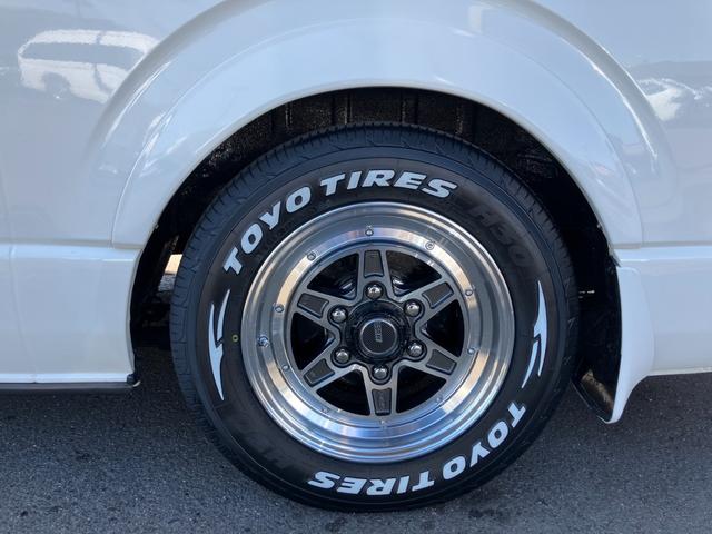 ハイエースバン ＳロングワイドＤＸ　ＧＬパッケージ　４ＷＤ／ハイルーフ５人乗／ナビＴＶ／Ｂカメラ／天吊モニタ／天井スピーカー／社外アルミ／ＧＲ８エアロ／ベッドキット（40枚目）