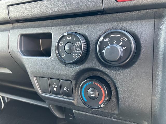 ハイエースバン ＳロングワイドＤＸ　ＧＬパッケージ　４ＷＤ／ハイルーフ５人乗／ナビＴＶ／Ｂカメラ／天吊モニタ／天井スピーカー／社外アルミ／ＧＲ８エアロ／ベッドキット（53枚目）