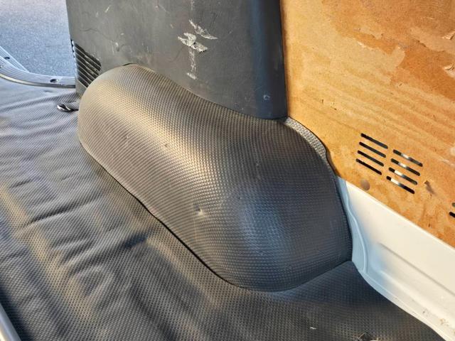 ハイエースバン ロングDX GLパッケージ 寒冷地仕様/シートカバー/キーレス/Wエアバッグ/ETC/バックカメラ/モデリスタFスポイラー/新品アルミタイヤ(58枚目)