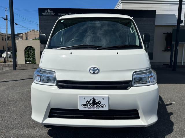 タウンエースバン GL 4WD/トヨタセーフティセンス/コーナーセンサー/アイドリングストップ/キーレスエントリー/Wエアバッグ/パワーウインドウ/横滑り防止装置/ヘッドライトレベライザー/純正ホイール/登録済未使用車(21枚目)