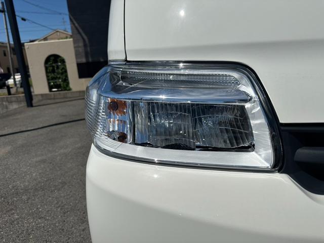 タウンエースバン GL 4WD/トヨタセーフティセンス/コーナーセンサー/アイドリングストップ/キーレスエントリー/Wエアバッグ/パワーウインドウ/横滑り防止装置/ヘッドライトレベライザー/純正ホイール/登録済未使用車(32枚目)