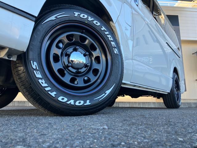 ハイエースバン スーパーGL 50TH アニバーサリーリミテッド 50thアニバーサリー/GR8テールランプ/レザー調シートカバー/純正7インチナビ/両側パワースライドドア/LEDヘッドライト/トヨタセーフティセンス/助手席エアバッグ/AC100V/カーゴマット(2枚目)