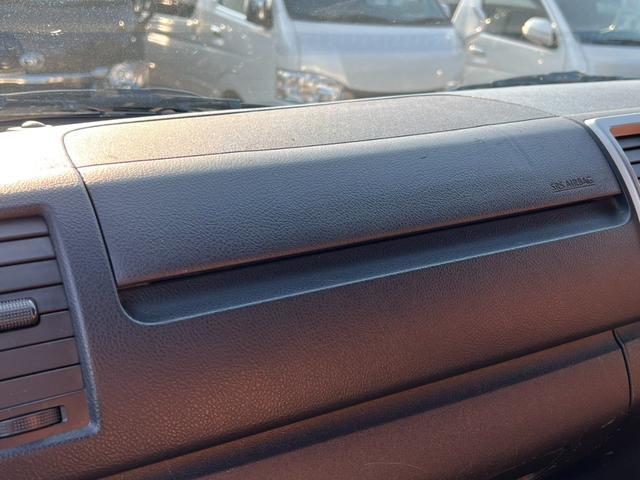 ハイエースバン スーパーGL 50TH アニバーサリーリミテッド 50thアニバーサリー/GR8テールランプ/レザー調シートカバー/純正7インチナビ/両側パワースライドドア/LEDヘッドライト/トヨタセーフティセンス/助手席エアバッグ/AC100V/カーゴマット(47枚目)