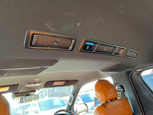 ハイエースバン スーパーGL 50TH アニバーサリーリミテッド 50thアニバーサリー/GR8テールランプ/レザー調シートカバー/純正7インチナビ/両側パワースライドドア/LEDヘッドライト/トヨタセーフティセンス/助手席エアバッグ/AC100V/カーゴマット(51枚目)